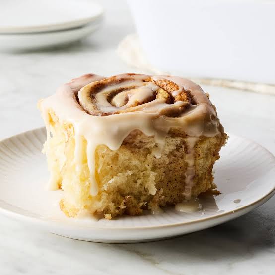 Cinnamon Rolls — Bakerz bakery product
